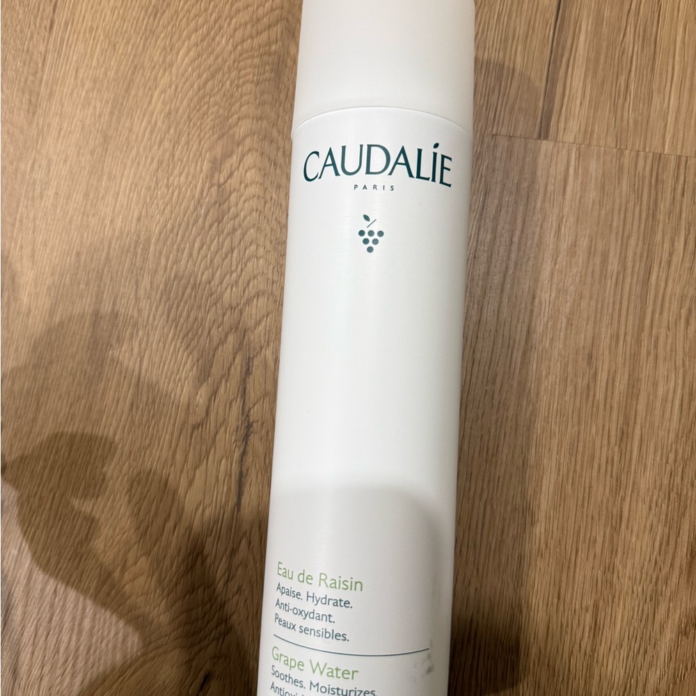 Caudalie Hydrating Grape Water Mist - White and Green